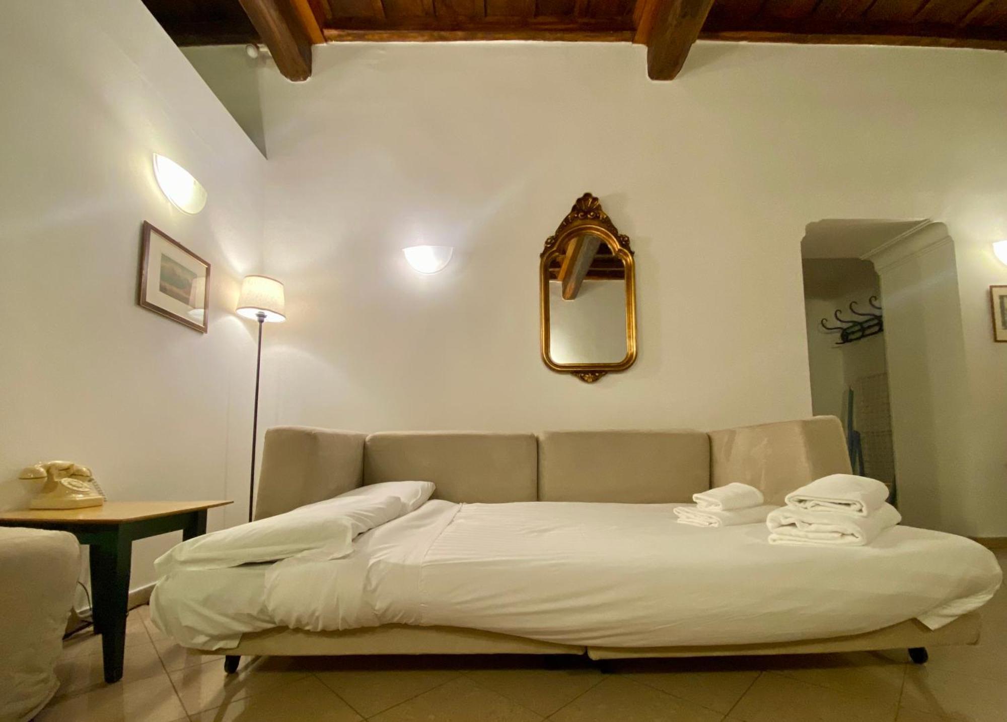 Idi's House Apartment Rom